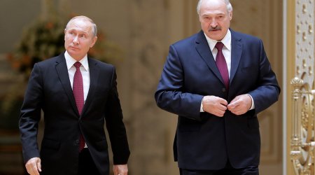 Putin Ukraynaya qoşun yeritməzdən əvvəl Lukaşenko ilə danışıb