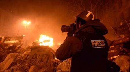 Britaniyanın “Sky News” telekanalının əməkdaşları yaralandılar - Ukraynada