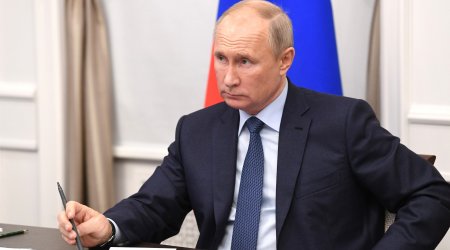 Putin sanksiyalara görə qanun imzaladı