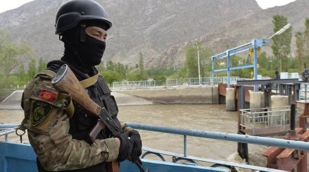 Qırğızıstan-Tacikistan sərhədində silahlı insident 