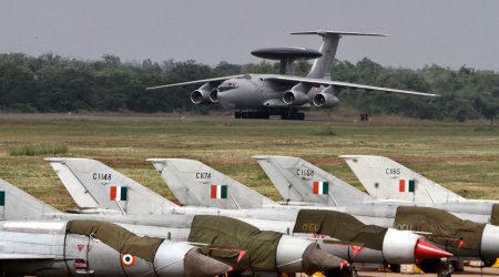 Pakistan Hindistanı hava məkanını pozmaqda ittiham etdi