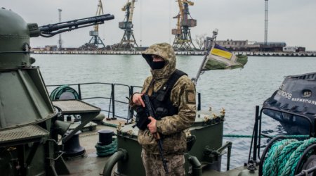 Ukrayna Azov dənizinə çıxışı itirdi