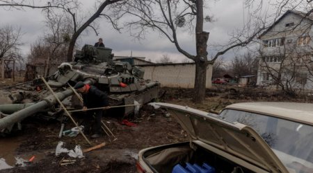 “Rusiyanın 10 tankı, 18 zirehli texnikası, 15 artilleriya qurğusu məhv edilib” – Ukrayna Baş Qərargahı  