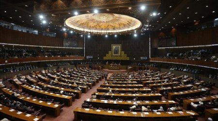 Pakistan parlamenti sabah yeni baş naziri seçəcək