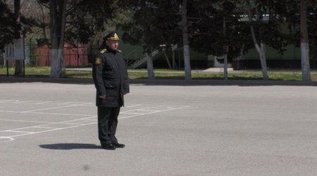 Vitse-admiral “Moskva” kreyserinin ekipajı ilə görüşdü - VİDEO