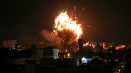 Nikolayevdə gecə bombardmanı başladı - VİDEO