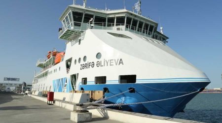 “Zərifə Əliyeva” gəmi-bərəsi ilk səfərinə çıxdı