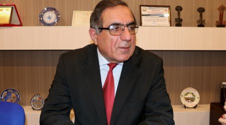 Qabil Hüseynlinin 3-cü vaksindən sonra halı pisləşib - Özündən AÇIQLAMA