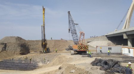 Xaçınçay üzərində yeni dəmiryolu körpüsü inşa edilir - FOTO