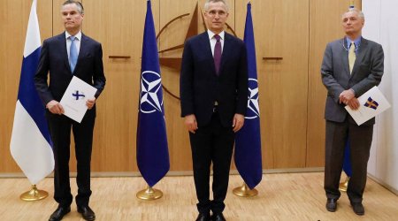 Finlandiya və İsveç NATO-ya üzvlük ərizələrini təqdim etdi - VİDEO