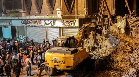 İrandakı bina uçqununun görüntüləri – ANBAAN VİDEO