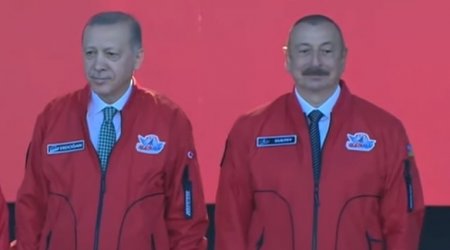 PREZİDENT: “Bu günü ikiqat bayram edən əziz qardaşımın bizimlə olmasıdır” - VİDEO