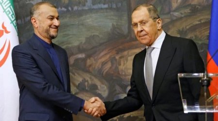 Lavrov iranlı həmkarı ilə Ukraynadakı vəziyyəti müzakirə etdi