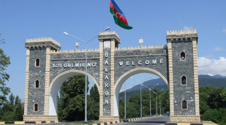 Balakəndə 28 yaşlı kişinin qulağı kəsilib 