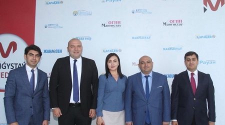 Azərbaycanlı jurnalistlər Qazaxıstanın nüfuzlu media qurumunu ziyarət etdi - FOTOLAR