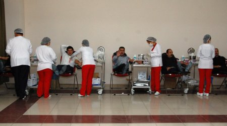 ​​​​​​​Azərbaycanda Aşura günü ilə bağlı qanvermə aksiyası keçirilir