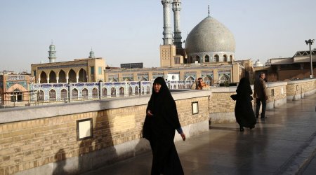 İranda yoxsulluq 60%-ə çatdı 