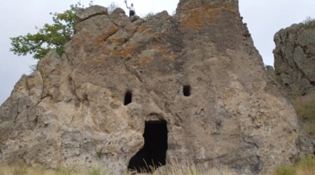 Laçındakı “Ağzıbir” mağarasında erməni vandallığı - VİDEO