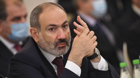 Paşinyan Şarl Mişellə sərhəddəki vəziyyəti müzakirə edib 