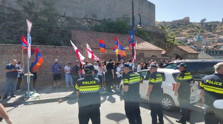 Tbilisidə ermənilərin təxribatının qarşısı alındı - FOTO