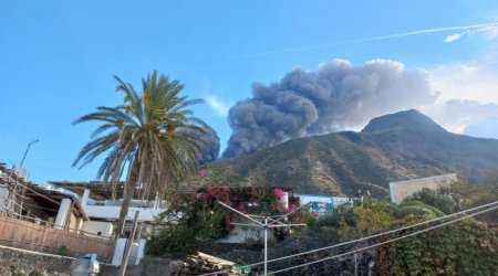 İtaliyada Stromboli vulkanı yenidən fəallaşdı