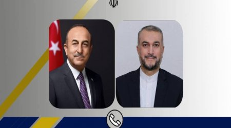 Çavuşoğludan iranlı həmkarına: “Tehran və Bakı arasındakı danışıqları alqışlayırıq”