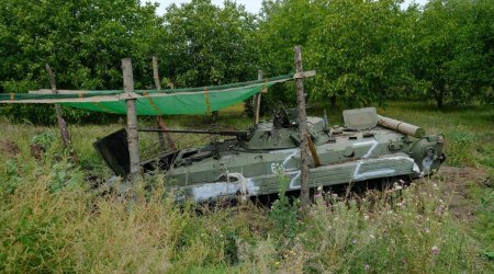 Ukrayna ordusu ruslara növbəti zərbə endirdi - Meyitlərlə dolu 2 yük maşını çıxarıldı