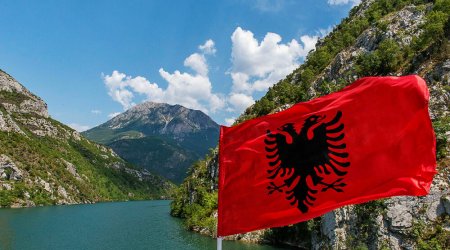Azərbaycan Albaniya və Keniyada səfirlik açır
