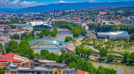 Tbilisidə Gürcüstanın Azərbaycanla Ermənistan arasında vasitəçilik rolu müzakirə edilib