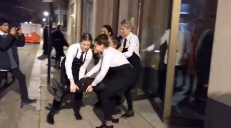 Nüsrətin Londondakı restoranına basqın edildi - VİDEO