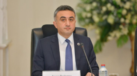 Anar Bağırov yenidən Vəkillər Kollegiyasının sədri seçildi