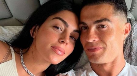 Ronaldonun sevgilisi Portuqaliyanın baş məşqçisini tənqid etdi