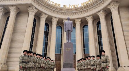 Heydər Əliyevin anım günü münasibətilə orduda silsilə tədbirlər keçirilib - FOTO 