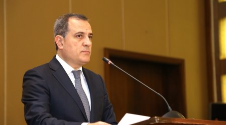 “Etnik ermənilərin bu ərazilərdə yaşamaq haqları var və biz bunu tanıyırıq” - Nazir 