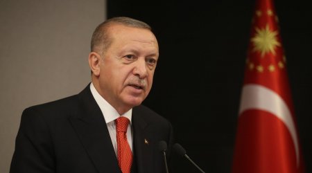 Ərdoğan: “İmamoğlunun məsələsi siyasi motivdə deyil”