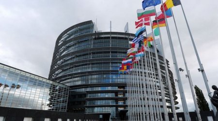 Avropa Parlamentinin iki deputatının toxunulmazlığı LƏĞV EDİLƏ BİLƏR - SƏBƏB 