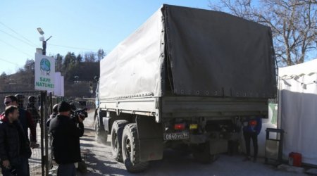 Sülhməramlıların daha 2 avtomobili Laçın-Xankəndi yolundan maneəsiz keçdi – FOTO