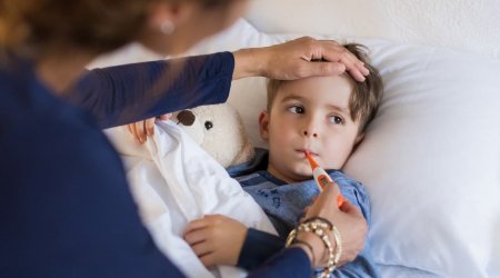 Pediatr Azərbaycandakı virusdan DANIŞDI – “Uşaqlar sağalandan sonra təkrar yoluxur”