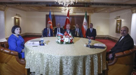 Azərbaycan, Türkiyə və İran parlamentinin sədrləri regional problemləri müzakirə edib