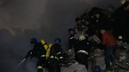 Dneprdə raketin binaya düşməsi nəticəsində 5 ölü, 60-a yaxın yaralı var – FOTO/VİDEO 