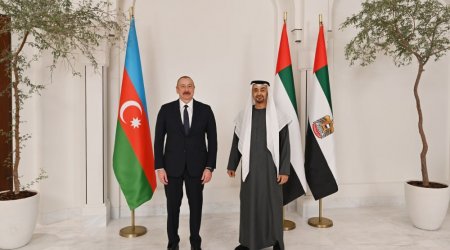 İlham Əliyev BƏƏ Prezidentini Azərbaycana səfərə dəvət etdi
