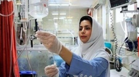 Hər ay 200 tibb bacısı İranı tərk edir