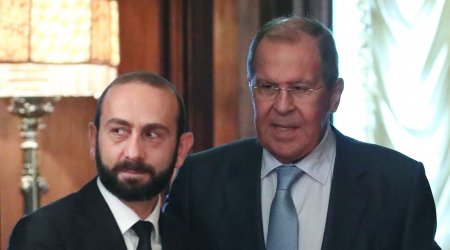 Lavrov Mirzoyana Azərbaycanla sülh müqaviləsinin razılaşdırılmasının vacibliyini vurğulayıb