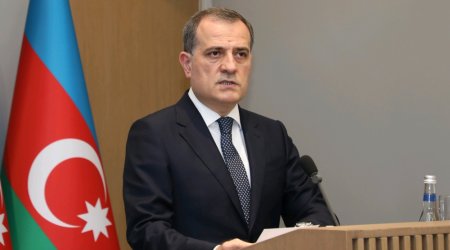 Ceyhun Bayramov: “Hələ də dağıntılar altında vətəndaşlarımız var\