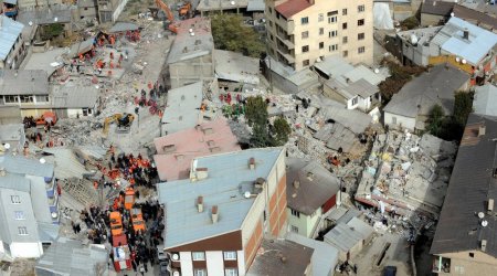 SON DƏQİQƏ: Zəlzələ qurbanlarının sayı 41 156-ya çatdı