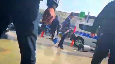 SON DƏQİQƏ: Bakıda marketdə silahlı ATIŞMA - Ölən və yaralılar var - VİDEO