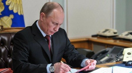 Putin Azərbaycanla pensiya təminatı sahəsində əməkdaşlıq haqqında qanunu imzalayıb