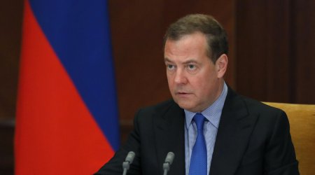 Medvedev Stalindən SİTAT GƏTİRDİ: “Sizi cinayətkarlar kimi darmadağın edərəm” - VİDEO 