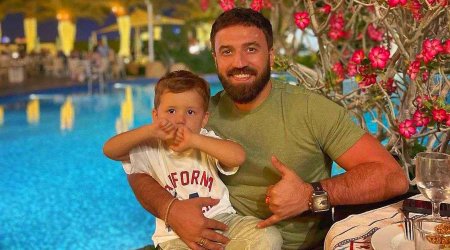 Zamiq oğlu ilə QƏTƏRDƏ - FOTO 