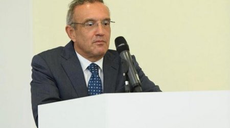 Azərbaycanda federasiya prezidenti istefa verdi